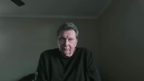 Snapshot of island625103 chatting on 04.19.26 island625103 online show from 04.19.26