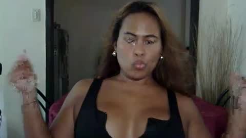 IslandVelvet online show from 04.17.26