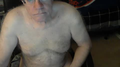 Snapshot of islesman22 chatting on 10.13.25 islesman22 online show from 10.13.25