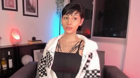 Snapshot of isnotforeveryone chatting on 03.08.25 Julyane online show from 03.08.25