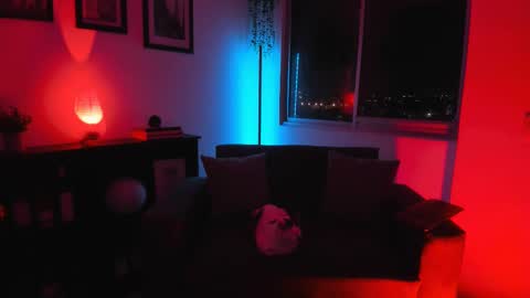 Snapshot of isnotforeveryone chatting on 03.08.25 Julyane online show from 03.08.25