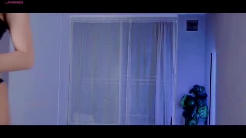 Snapshot of isnotforeveryone chatting on 10.08.25 Julyane online show from 10.08.25