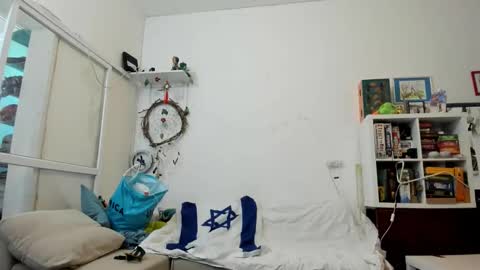 Marta online show from 10.05.25