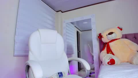 Snapshot of issabellarodriguez chatting on 02.03.25 Isa online show from 02.03.25