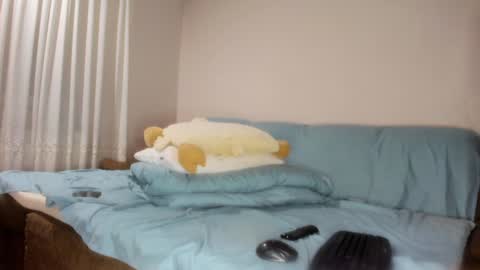 Issabelle online show from 02.02.25