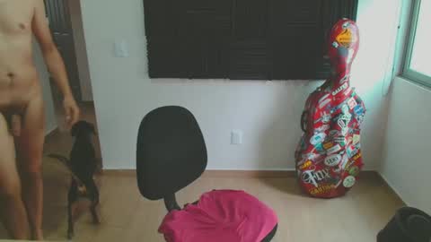 Snapshot of issatyre chatting on 12.21.24 Satyre online show from 12.21.24