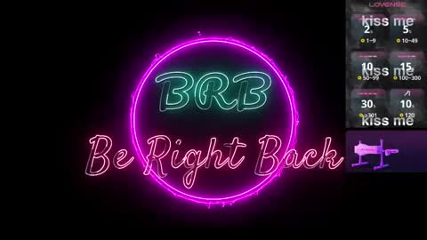 Snapshot of issie_cute chatting on 02.11.25 Issie online show from 02.11.25