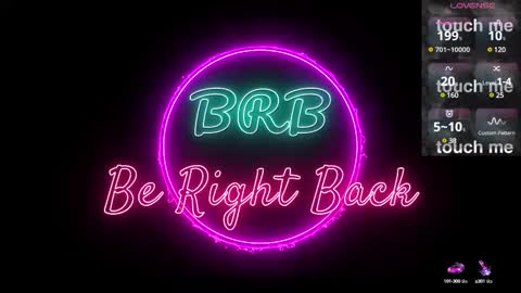 Snapshot of issie_cute chatting on 02.15.25 Issie online show from 02.15.25