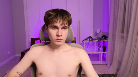 Snapshot of istairee chatting on 12.30.24 Maks online show from 12.30.24