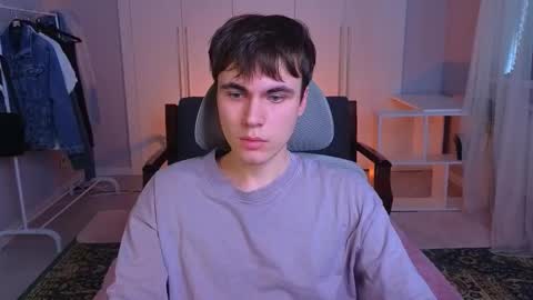 Snapshot of istairee chatting on 02.15.25 Maks online show from 02.15.25