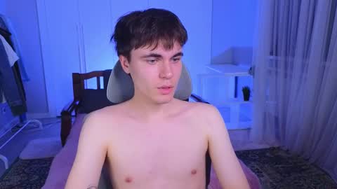 Snapshot of istairee chatting on 02.18.25 Maks online show from 02.18.25