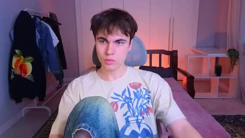 Snapshot of istairee chatting on 03.08.25 Maks online show from 03.08.25