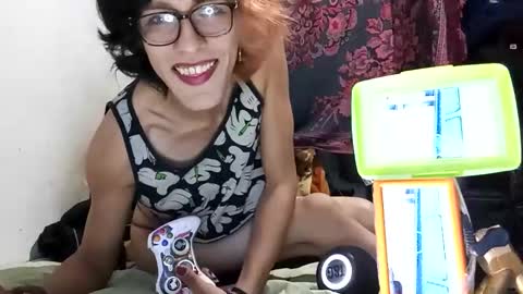 Snapshot of itachi666uchiha chatting on 10.29.25 Madara online show from 10.29.25