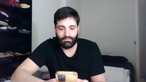 Snapshot of italianboybcn chatting on 01.28.25 italianboybcn online show from 01.28.25