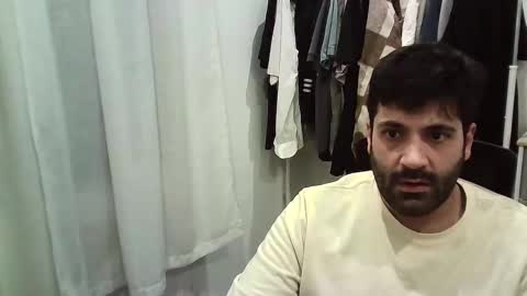 italianboybcn online show from 12.02.25