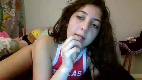 Snapshot of italiankittyx chatting on 11.12.25 ItalianKitty online show from 11.12.25