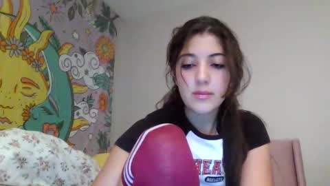 Snapshot of italiankittyx chatting on 11.26.25 ItalianKitty online show from 11.26.25