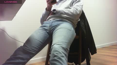 Snapshot of italiansirforyou chatting on 03.25.26 Alex online show from 03.25.26