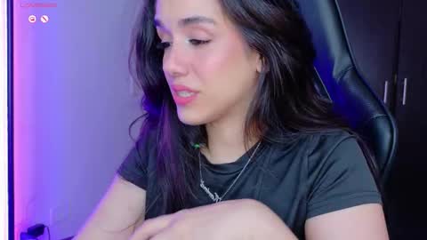 K A R I online show from 02.10.26