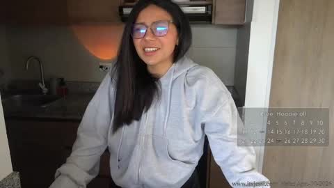 Jessi online show from 04.10.26