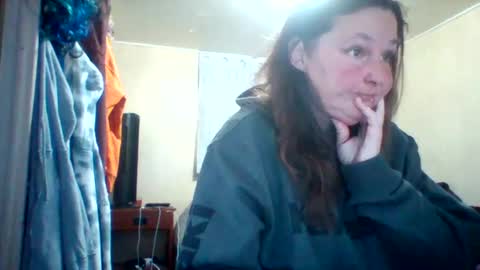 Snapshot of its_kimber chatting on 01.29.25 its kimber online show from 01.29.25