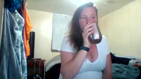 Snapshot of its_kimber chatting on 01.30.25 its kimber online show from 01.30.25