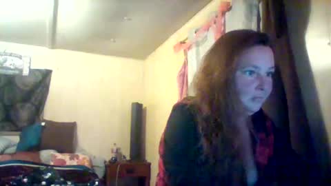 Snapshot of its_kimber chatting on 10.17.25 its kimber online show from 10.17.25