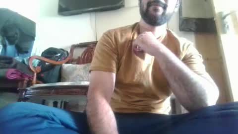 Snapshot of its_me_2323 chatting on 10.28.25 its_me_2323 online show from 10.28.25