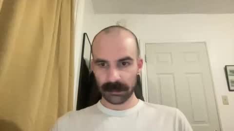 Snapshot of its_me_adam_9 chatting on 11.10.25 its_me_adam_9 online show from 11.10.25