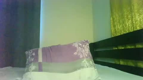 Snapshot of its_natasha chatting on 02.13.25 its_natasha online show from 02.13.25