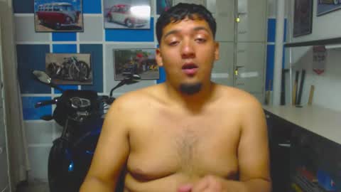 Snapshot of itsdavidx chatting on 02.08.26 David online show from 02.08.26