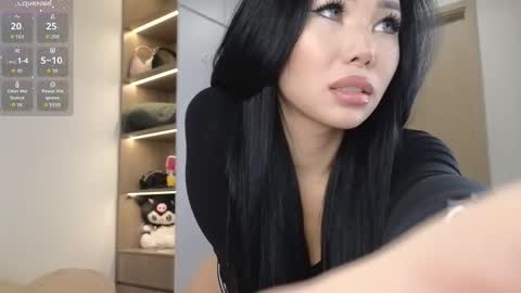 Queen Liya online show from 02.25.26