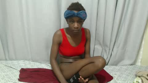 Laynne online show from 10.30.25