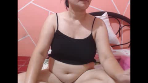Snapshot of itsme_kitty chatting on 04.13.26 Kitty online show from 04.13.26