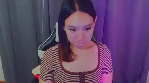 Snapshot of itsmehotqueen chatting on 11.29.25 itsmehotqueen online show from 11.29.25