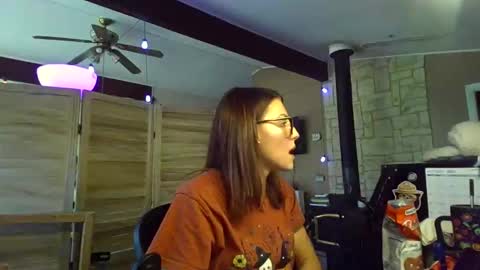 Snapshot of itsmesophie_x chatting on 10.30.25 ItsMeSophie X online show from 10.30.25