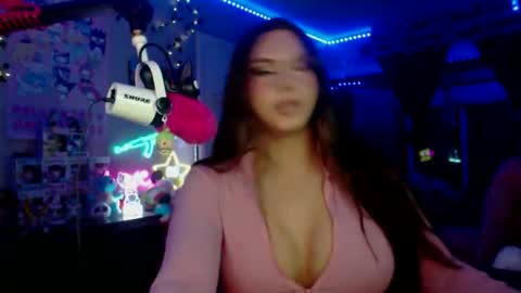 Nicki Foxx online show from 11.07.25