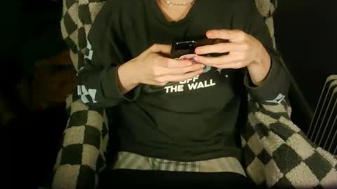 Snapshot of itsnotliam834 chatting on 10.31.25 itsnotliam834 online show from 10.31.25