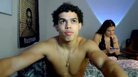 Snapshot of itstarzan chatting on 09.19.25 TARZAN online show from 09.19.25