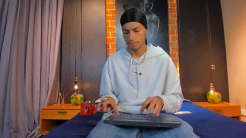 Snapshot of itszairen chatting on 02.08.26 itszairen online show from 02.08.26