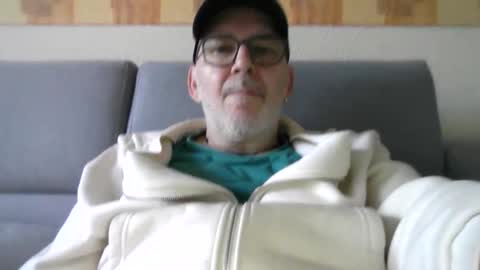 Snapshot of itunixx63 chatting on 10.20.25 itunixx63 online show from 10.20.25