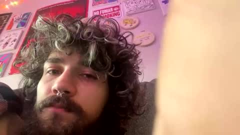 Snapshot of itzmeagain25 chatting on 03.04.26 itzmeagain25 online show from 03.04.26