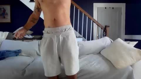 Itzmeebabyy online show from 11.12.25