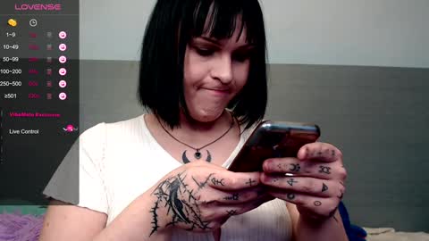 Snapshot of ivamayy chatting on 01.24.25 Sasha online show from 01.24.25