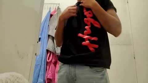 Snapshot of ivan20594229 chatting on 02.10.25 ivan20594229 online show from 02.10.25