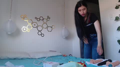 Snapshot of ivana_rose chatting on 02.06.25 Adris online show from 02.06.25