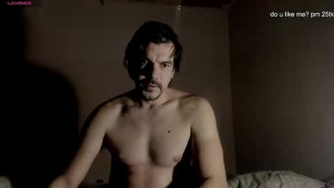 Snapshot of ivancegun chatting on 12.01.25 Ivan online show from 12.01.25