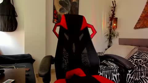 ivan online show from 04.21.26