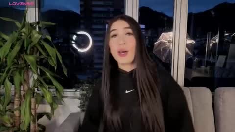 Ivanna West online show from 09.18.25