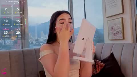 Ivanna West online show from 11.18.25